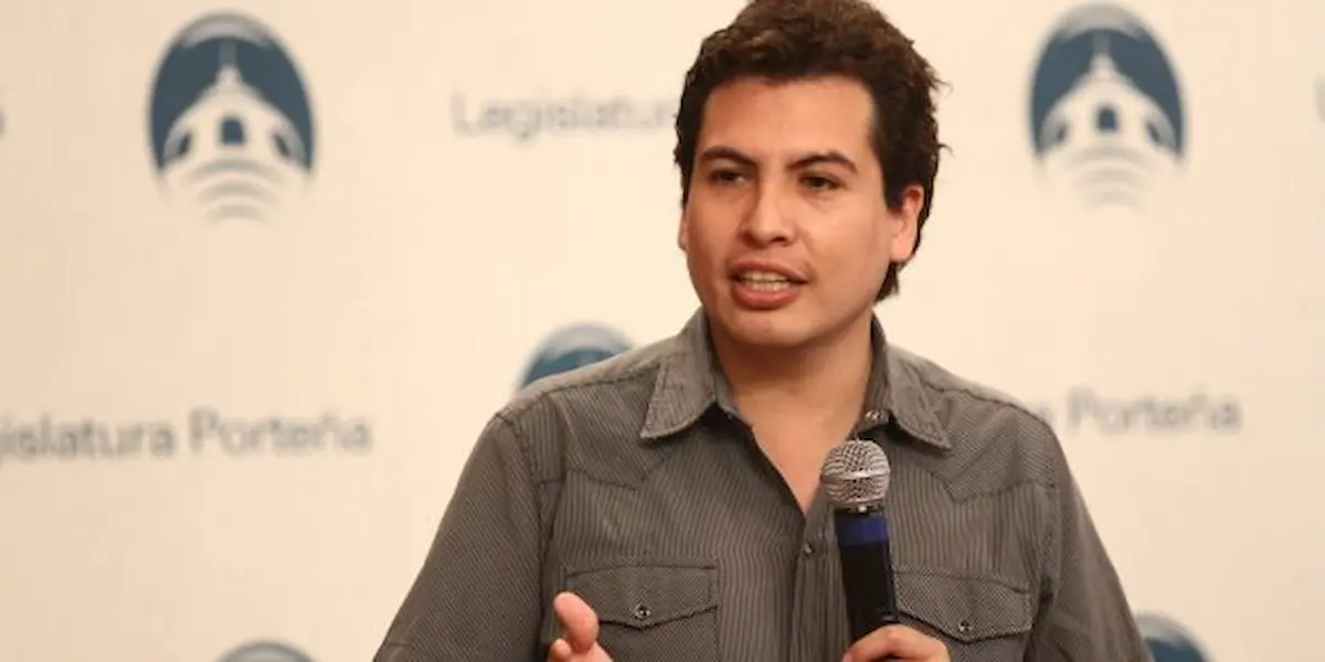 Baldiviezo Amparo Autopista