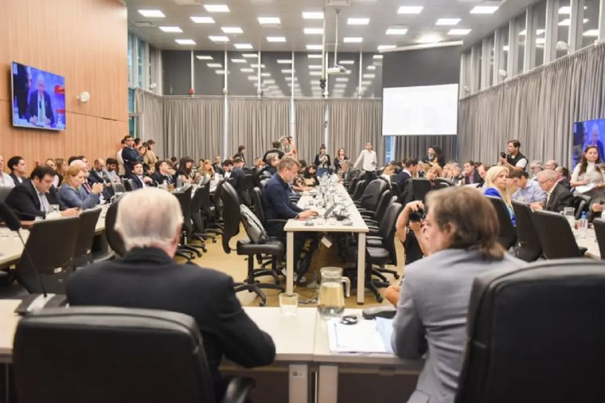 Tensión y estrategia: el oficialismo logró el dictamen de mayoría del Presupuesto 2026 en Diputados 1 Presupuesto