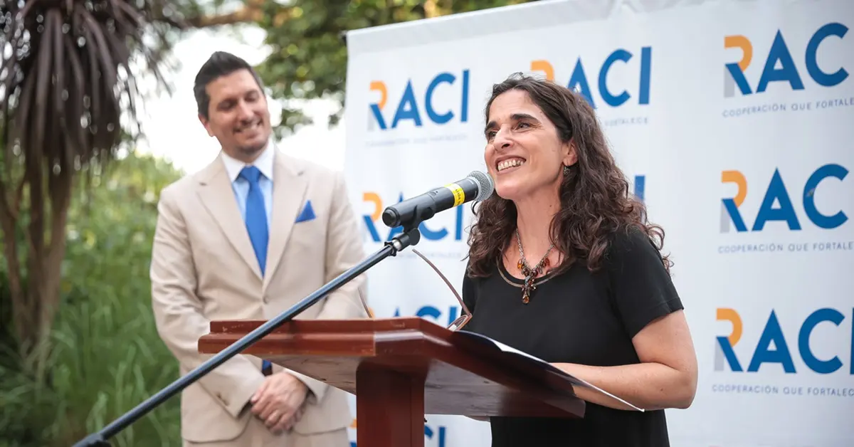 "La sociedad civil será más fuerte que la crisis que enfrenta”: balance y desafíos de RACI en su cierre de año 4 Florencia Ruiz Morosini