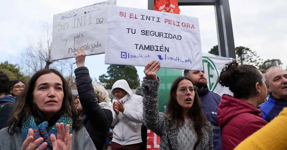 Bienvenidos al panóptico libertario: la ciencia bajo vigilancia 1 panóptico