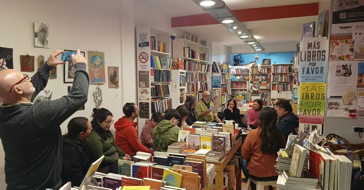Las librerías independientes abren sus puertas con una jornada llena de actividades 1 Librerias independientes La Gata y la Luna 2