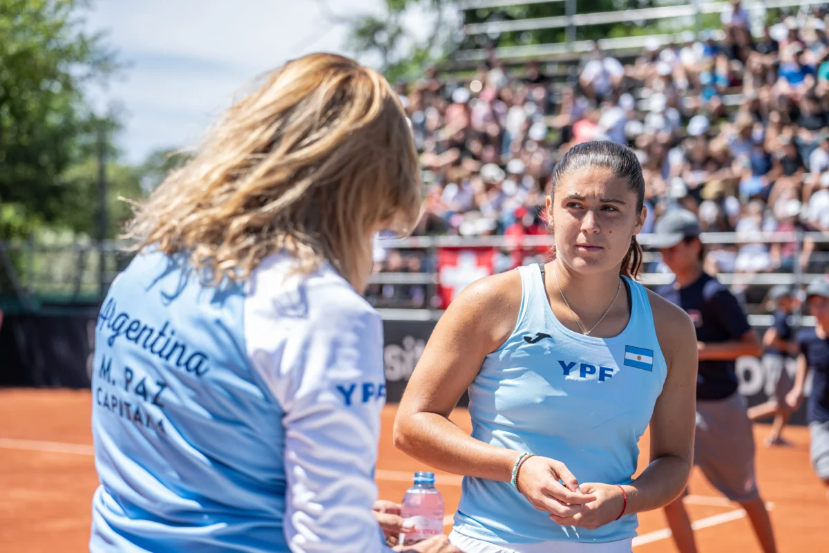 Tenis: Argentina estuvo a sólo un triunfo de ascender en la BJK Cup 2 Riera Bjk Cup Foto 2 Prensa AAT
