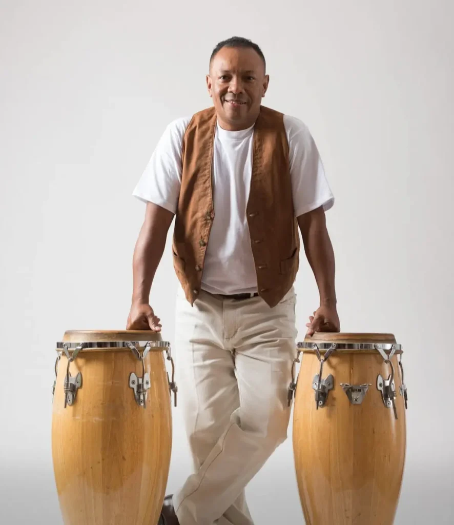 Ramón González Perlaza, el ecuatoriano que lleva su ritmo al Sur 1 Screenshot 20251106 215740 Facebook