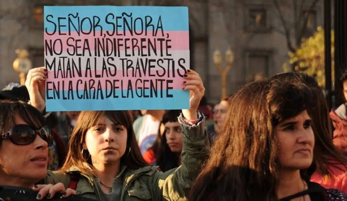 Denuncian que un patrullero atropelló y mató a Treinti, una fotógrafa trans 2 Treinti