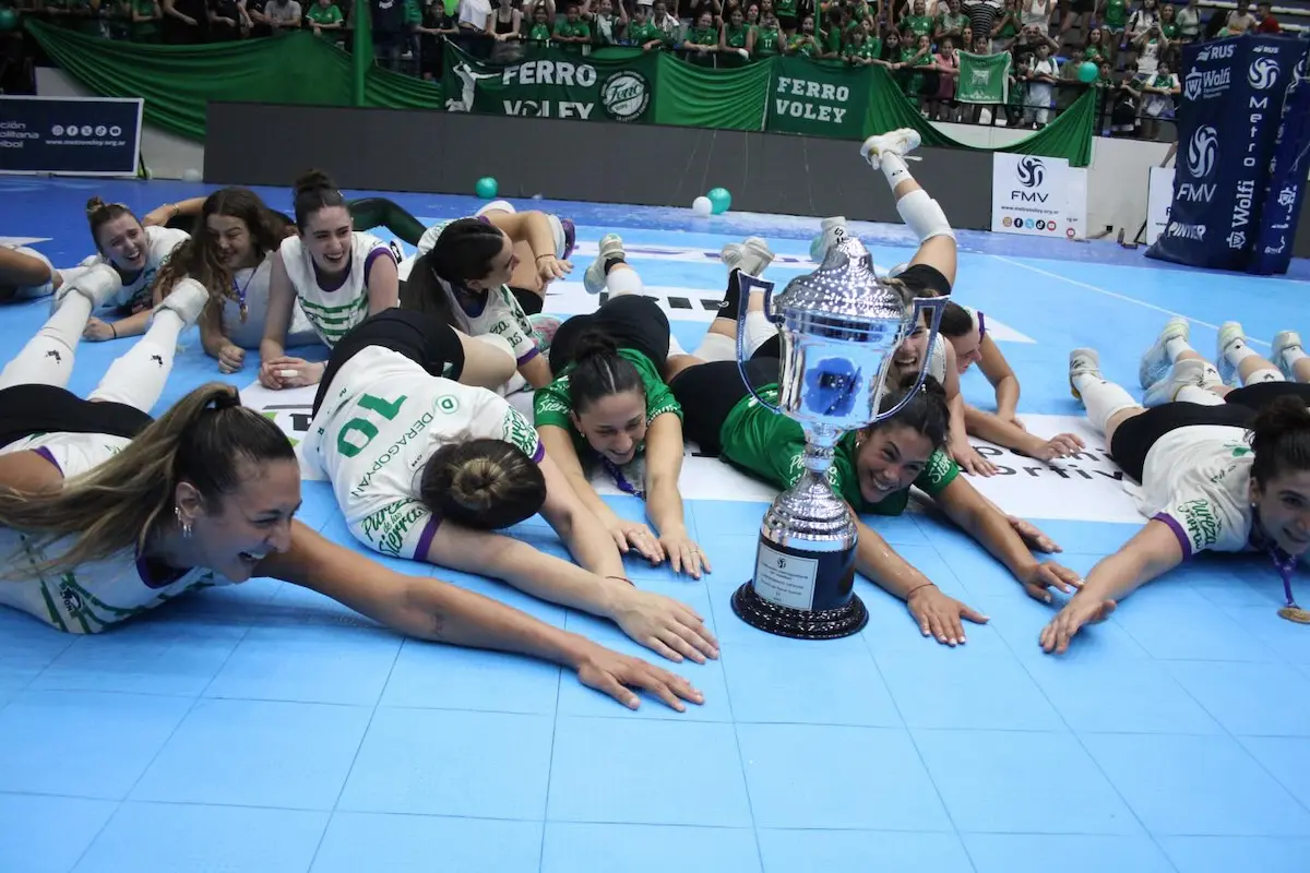 Final voley Foto 2 Facebook Ferro