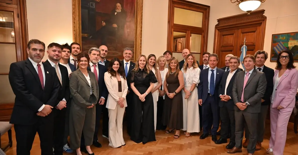 La Legislatura porteña renovó su composición con la jura de sus nuevos integrantes 2 Legislatura