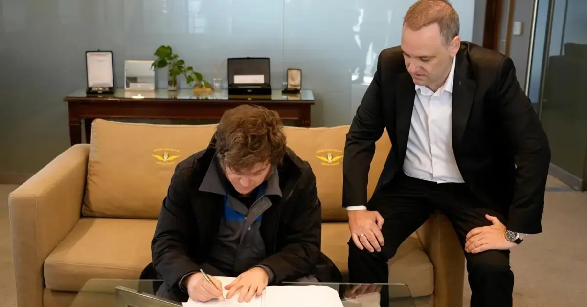 La política en la Plaza de Mayo volverá a poner a prueba a Javier Milei 2 política