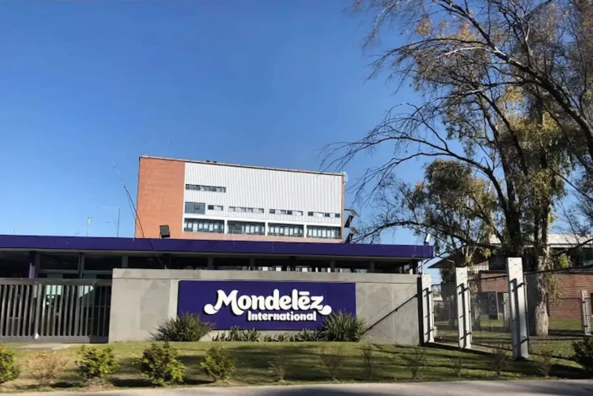 Planta de Mondelez detiene su producción: alarma por el derrumbe del consumo y el desgaste industrial 1 Mondelez