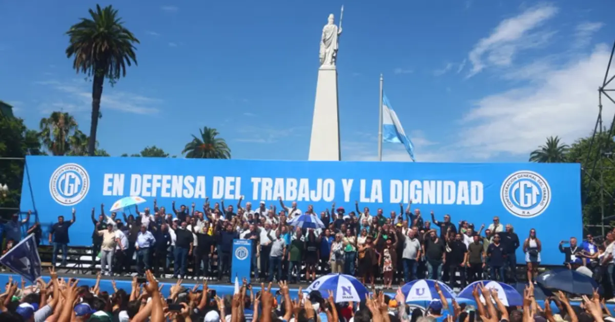 La Plaza como advertencia frente a la Reforma Laboral 1 Reforma Laboral