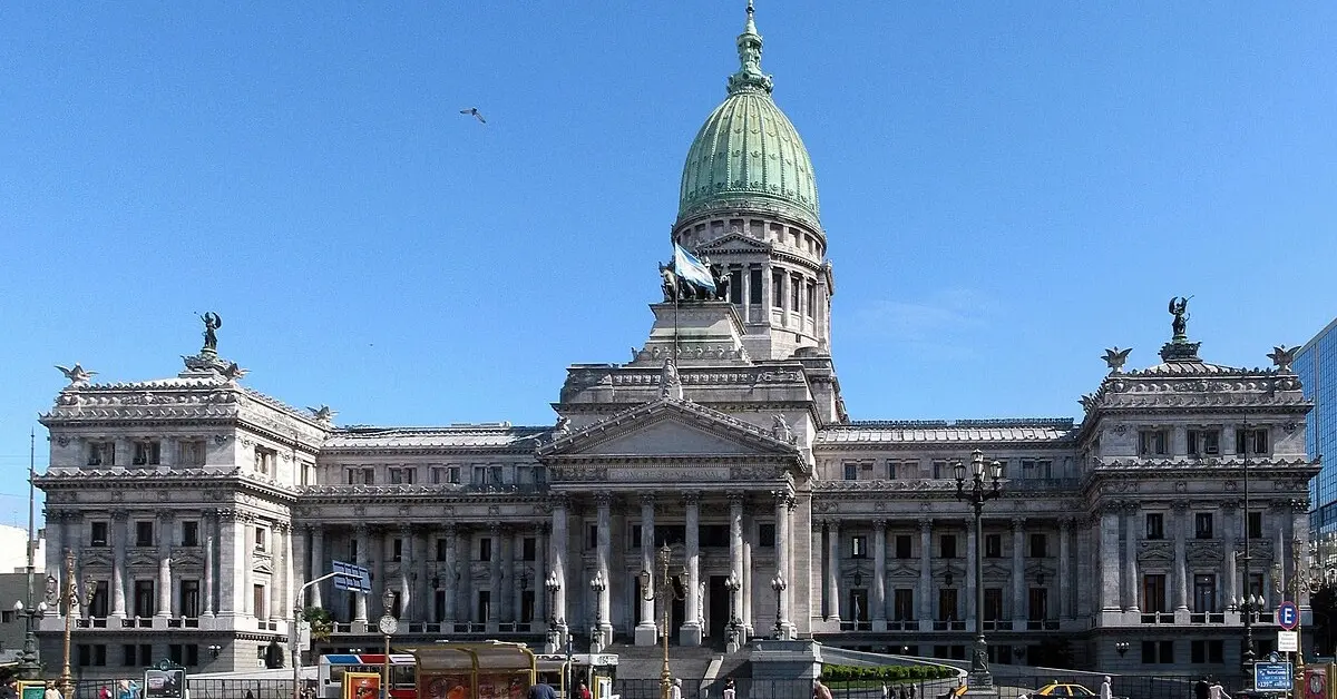 Guerra económica y Presupuesto inconstitucional 1 Al cierre de 2025, el Congreso de la Nación aprobó el Presupuesto para este año.