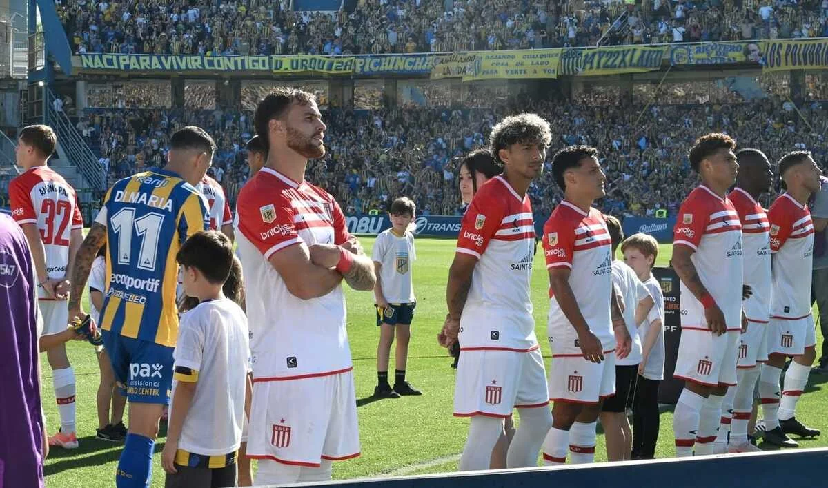 El Torneo Apertura se pone en marcha con varios partidos en pleno verano argentino 3 Creditos. Ole 6