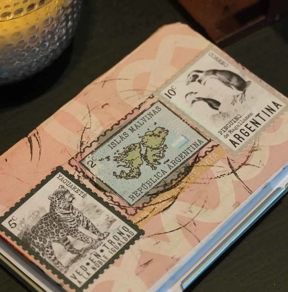 Cartas y nostalgia en Posdata Café 3 Presentacion de PostData Cafe Credito PostData Cafe