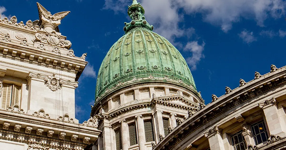 Milei convocó a sesiones extraordinarias en febrero con la reforma laboral como eje central 1 sesiones extraordinarias