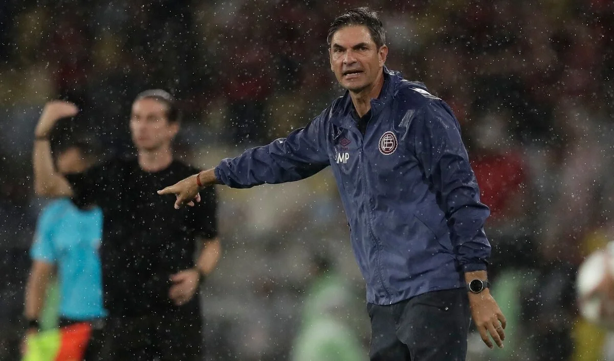 Lanús logró la heroica en Brasil y se consagró campeón de la Recopa Sudamericana 2 Creditos. Ole 11