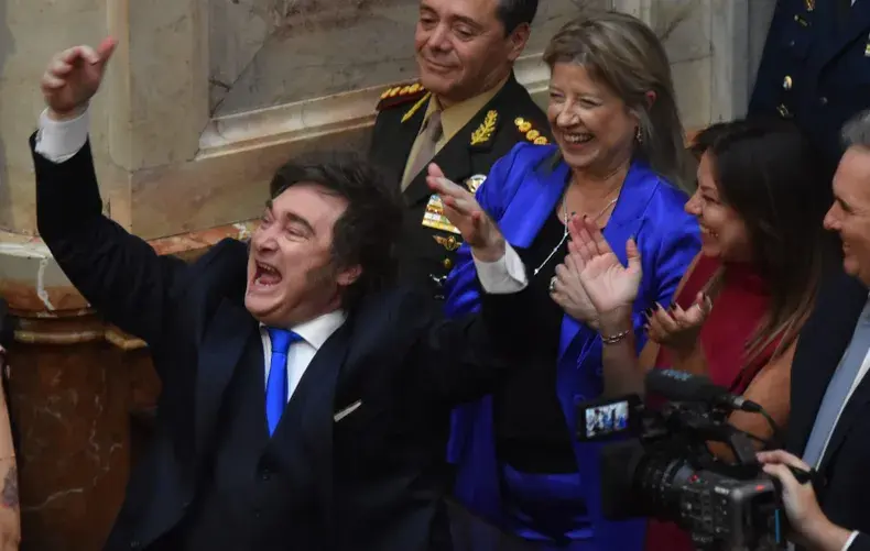 Nueve meses de reformas: el anuncio de Milei en una Apertura de Sesiones atravesada por gritos y tensiones 1 Milei apertura de sesiones 1
