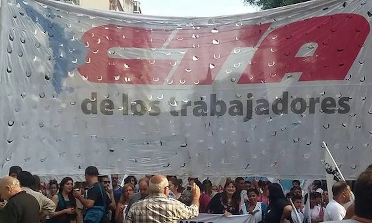 Cortes en todo el país contra la eliminación del programa Volver al Trabajo 8 CTA Marcha Trabajo