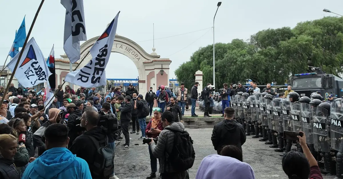 Cortes en todo el país contra la eliminación del programa Volver al Trabajo 1 trabajo