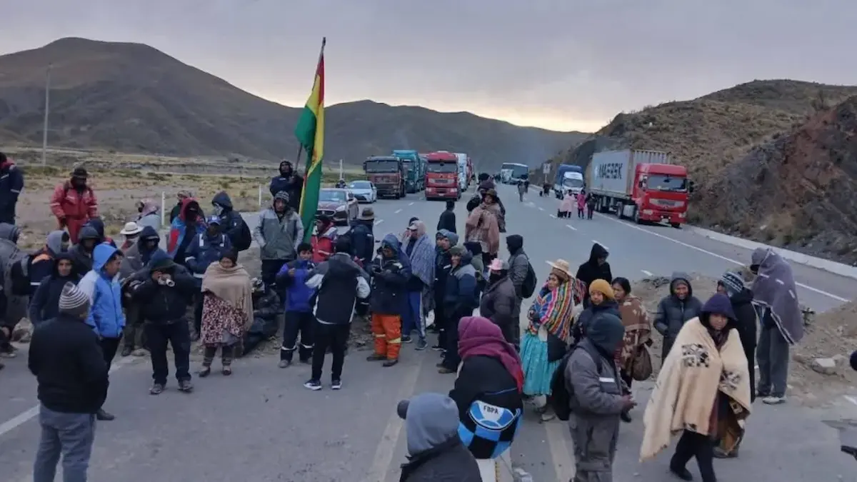 “Por tierra, territorio y dignidad”: Convocan en Buenos Aires a una marcha en apoyo a la lucha del pueblo boliviano 1 boliviano