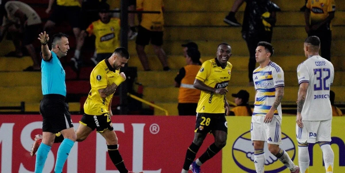 Los equipos argentinos no estuvieron a la altura en una nueva fecha de las copas internacionales 2 Creditos. El Litoral 1