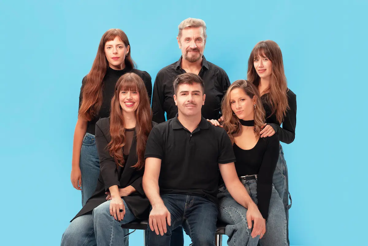 “Amanece de Noche”: una obra que explora las heridas, el humor y los silencios de una familia 3 DSC 7213 copia 1