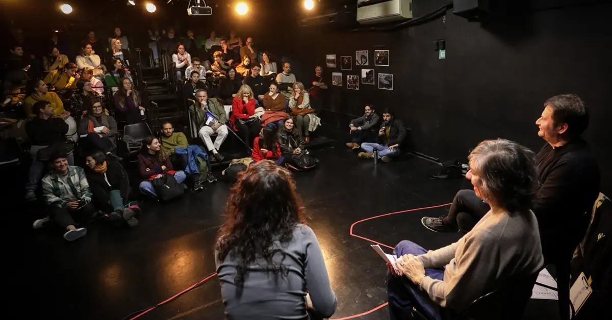 Entre el barro, el Estado y la organización: Julieta Sragowicz presentó Correr los márgenes 5 Julieta Sragowicz