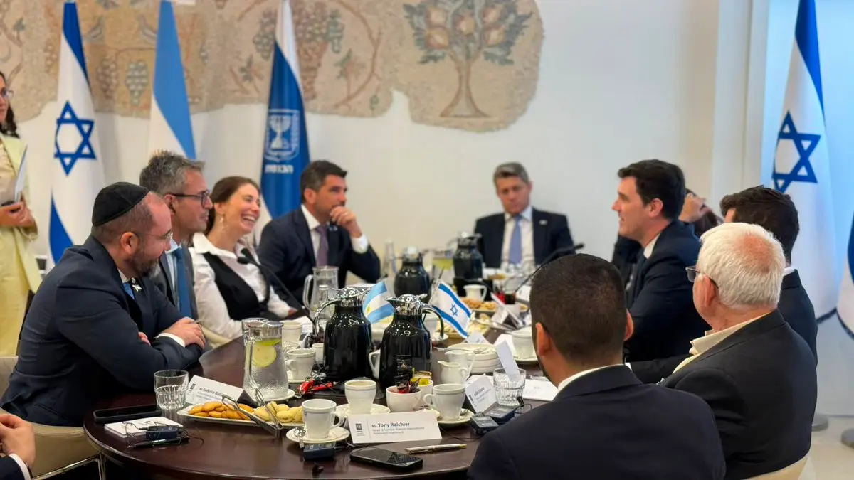 Martín Menem viajó a Israel en agenda oficial del Gobierno 2