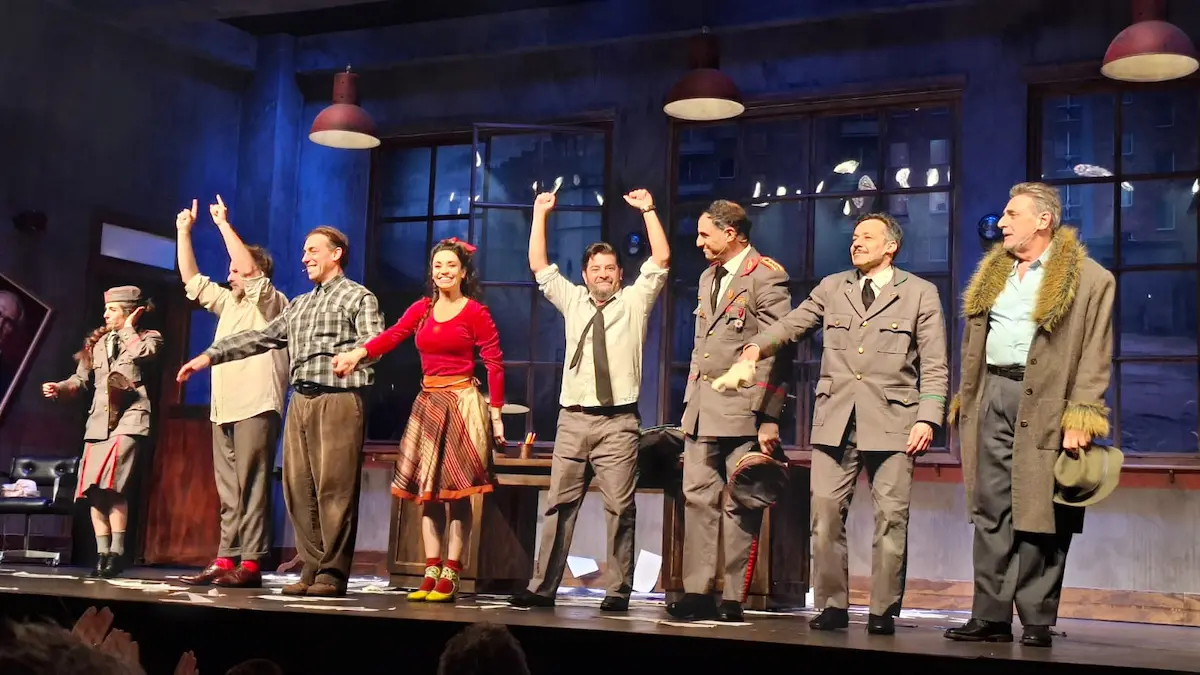 “Berlín, Berlín”: una comedia que derriba muros a pura risa 3 Berlín