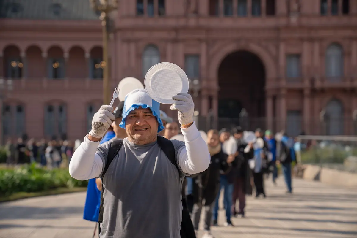 Inseguridad alimentaria en Argentina: el 66% de las familias redujo sus comidas 3 crisis alimentaria 1