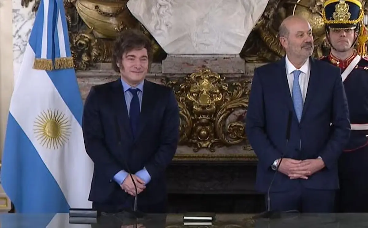 Con el FAL a la cabeza, el Gobierno reglamentó la reforma laboral 1 struzenegger milei reforma laboral