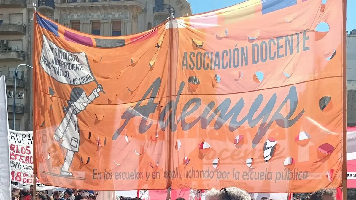 Docentes denuncian un recorte del 30% en los salarios de “Vacaciones en la Escuela” 1 Ademys