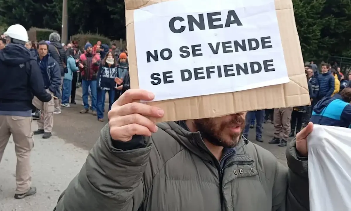 Primero los despidos, después el negocio: el Gobierno impulsa un reactor privado tras ajustar la CNEA 1 gobierno