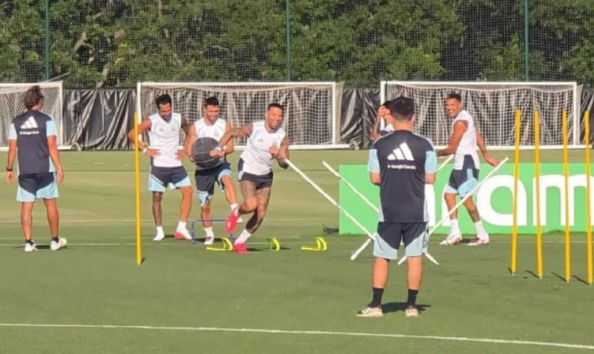 La Selección Argentina cierra los cuartos de final ante Suiza en Kansas 2 Creditos. La Brujula 24
