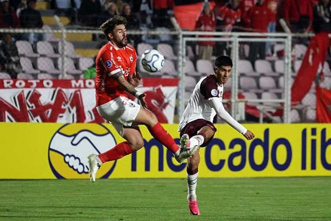 Los equipos argentinos decepcionaron, pero clasificaron en los play-off de las copas internacionales 3 Creditos. La Popu 1