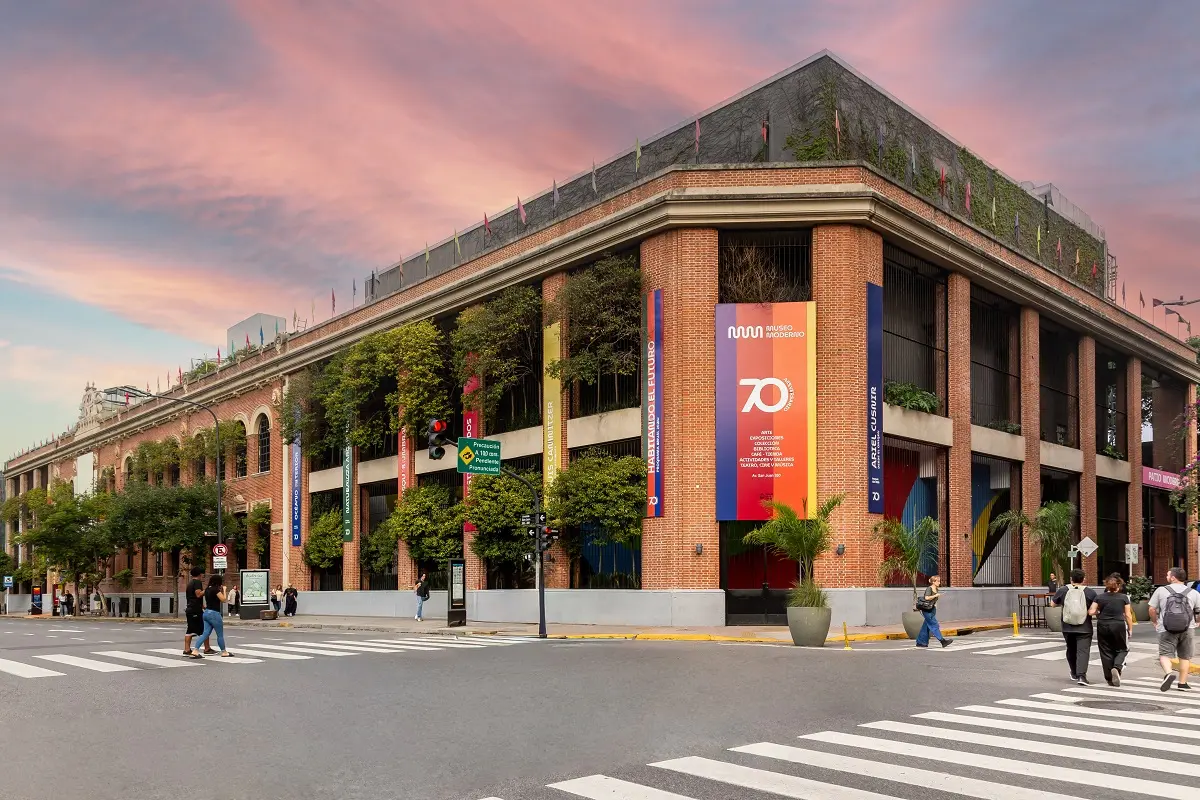 Ciencia, arte y música: los mejores planes culturales para disfrutar en Buenos Aires 2 Museo Moderno 70 Aniversario