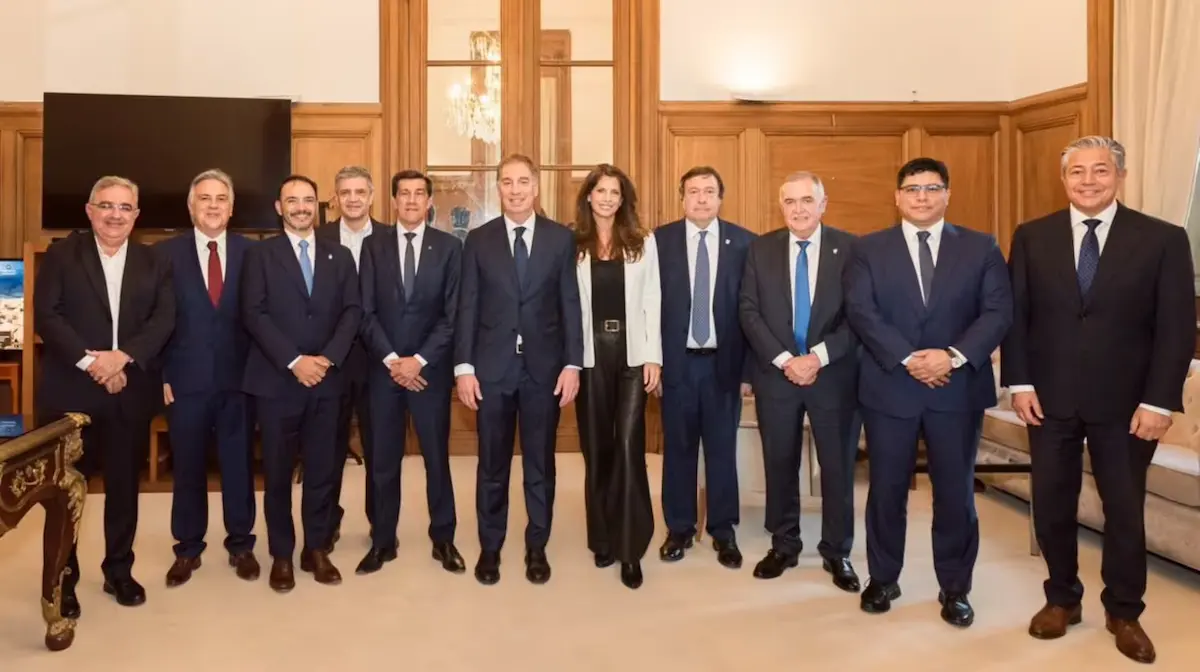 PASO, colectoras y reelección: el plan electoral del Gobierno 3 santilli gobernadores