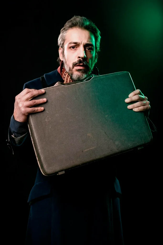“La Profecía del Albergue”: el thriller que lleva el misterio al Paseo La Plaza 2 01