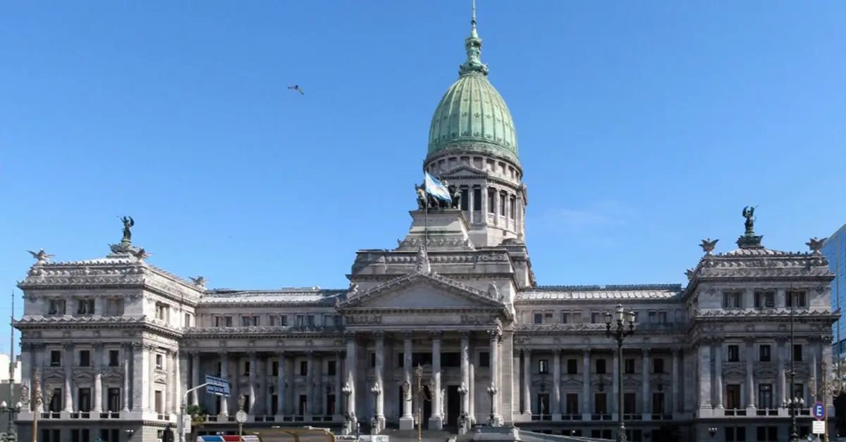 El Congreso acumula proyectos para aliviar la deuda de las familias, pero el oficialismo frena el debate 1 deudas