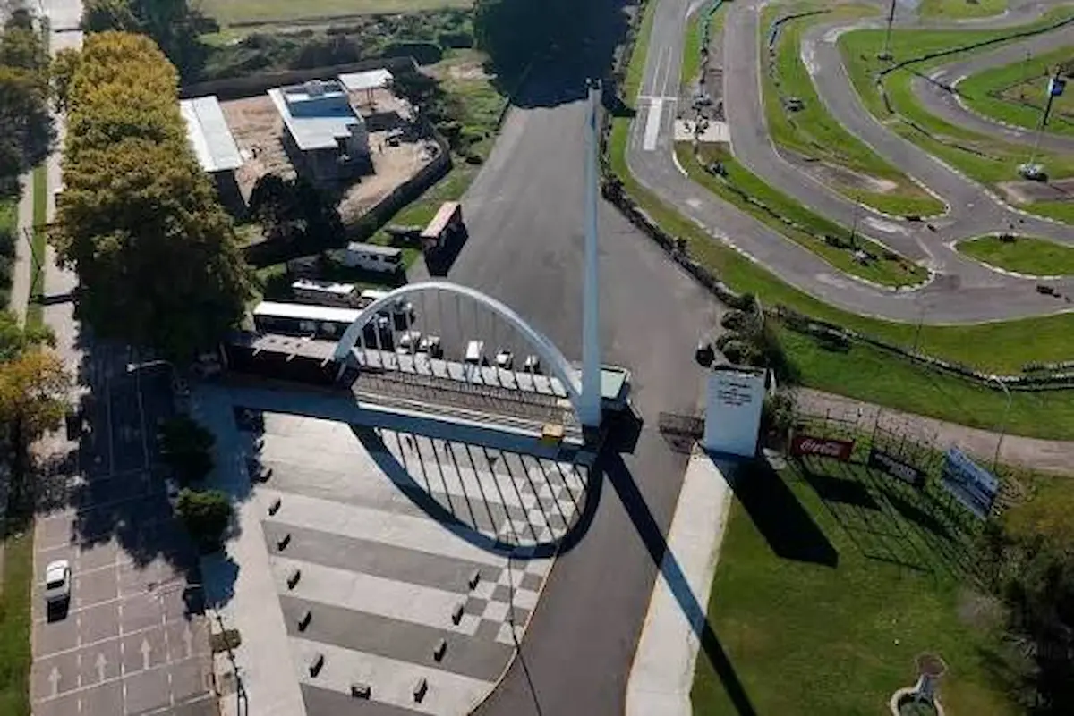 Vecinos y especialistas alertan por el sitio arqueológico La Noria ante las obras del Autódromo Gálvez 1 noria