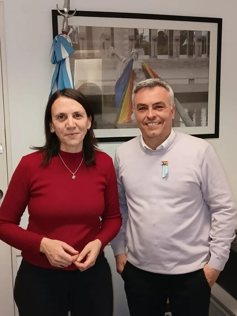 El Congreso acumula proyectos para aliviar la deuda de las familias, pero el oficialismo frena el debate 2 Silvia Saravia Esteban Paulon sobre endeudados 768x1024 1