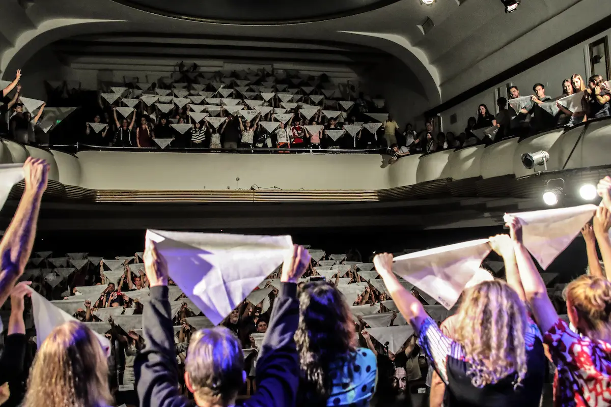 TeatroxlaIdentidad celebra sus 25 años con una nueva edición de Idénticos 1 teatro