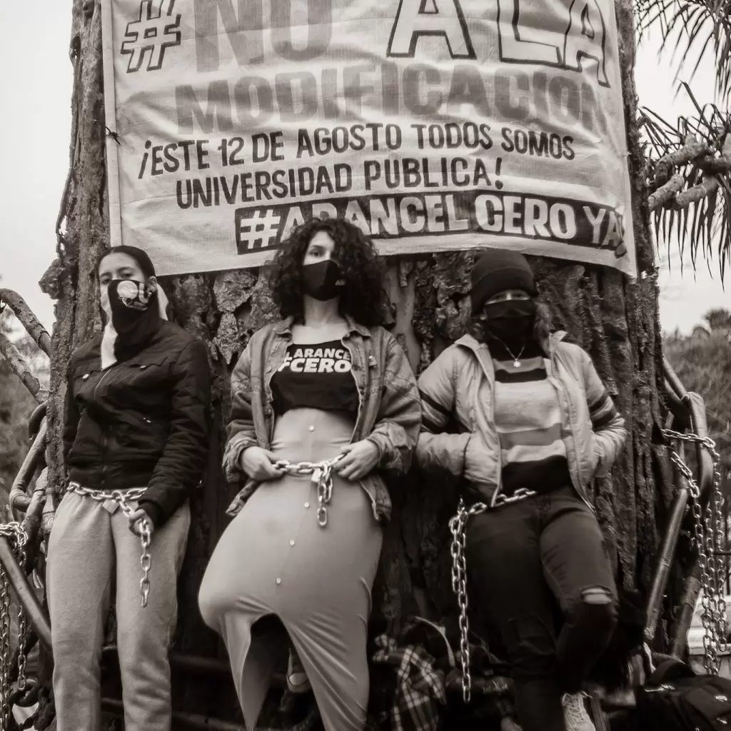 Estallido social en Paraguay 2 Vivian Genes en protesta