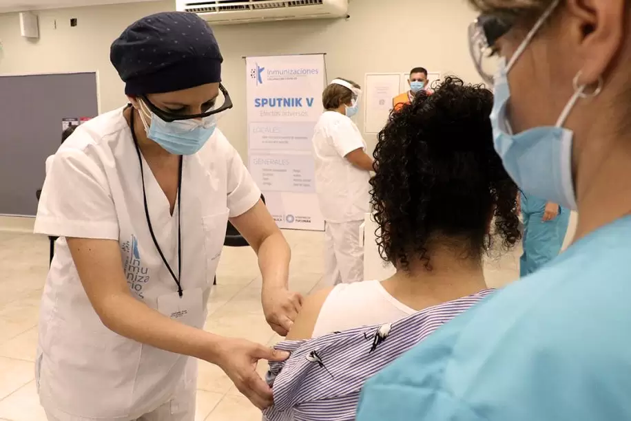 Se amplía el esquema de vacunación en la provincia de Tucumán 1 Se amplio el registro de vacunación en Tucumán