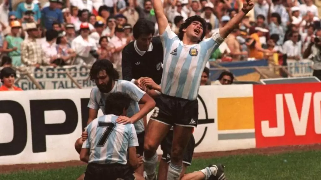 Héroes: a 35 años del título mundial de México ‘86 4 Maradona festejando el tercer gol contra Alemania VIAPAIS.COM lucas carballo 1