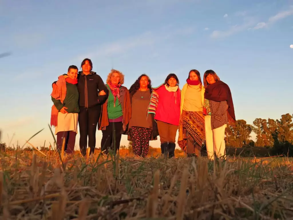 Ecoaldea Aguaribay: un semillero de féminas guardianas de la tierra 1 Aguaribay Ecoaldea