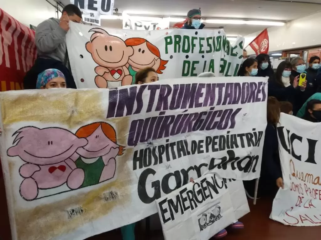 Continúa el paro de actividades por mejoras salariales en el Hospital Garrahan 1 WhatsApp Image 2021 07 04 at 12.29.25