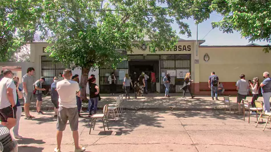Elecciones 2021: votó alrededor del 71% del padrón 3 Electoral
