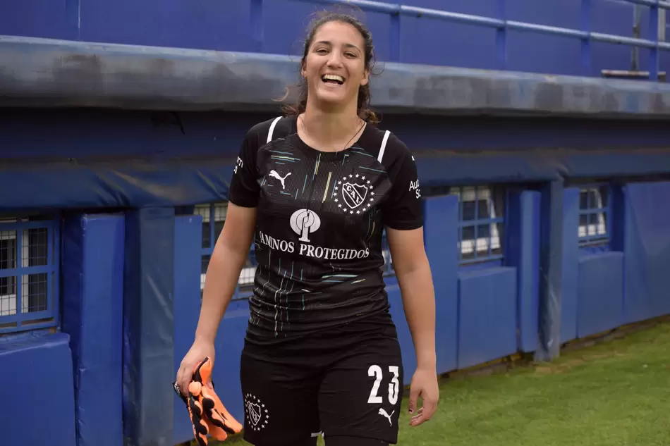 La AFA anunció un aumento en los contratos de las futbolistas de Primera División 3 2 Ariel Mc Grath