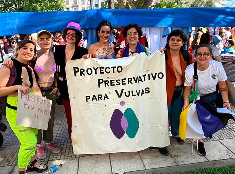 Proyecto Preservativo para Vulvas: salud sexual para todes 2 CUERPO 2 Credito IG PPV