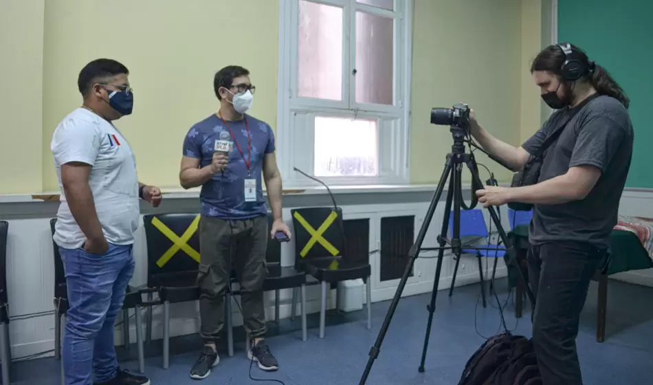 El profesor boliviano Cristian Apaza Coro llegó al país para compartir su saber 3 Credito SERGIO ZANCK 4 entrevista Cristian