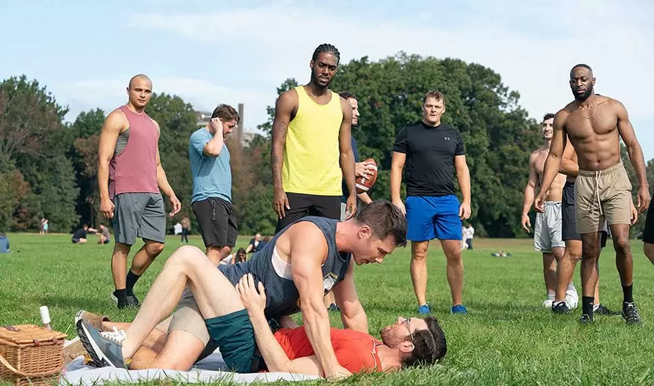 Bros, una comedia romántica entre sexy y divertida 3 Bros